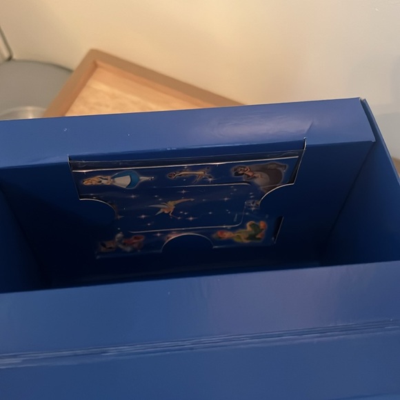 Disney StoryBook Music Box Set📚 - Picture 6 of 12